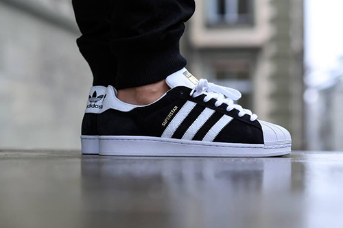 adidas superstar east river rivalry black and white