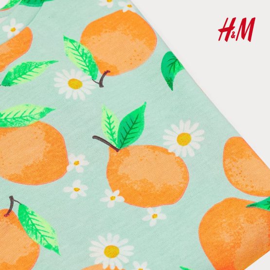 H&M ORANGES PRINTED T-SHIRT - Image 2